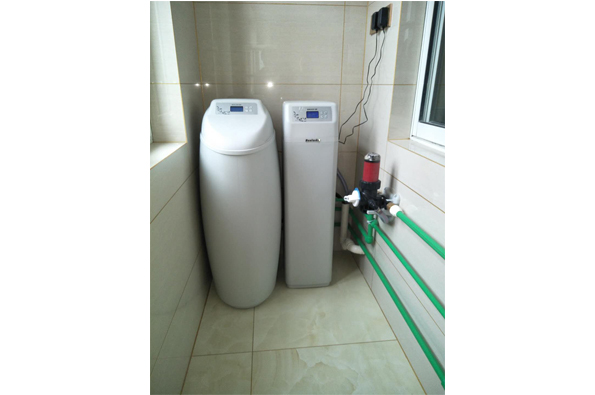 大兴安岭了解家用中央软水机工作原理